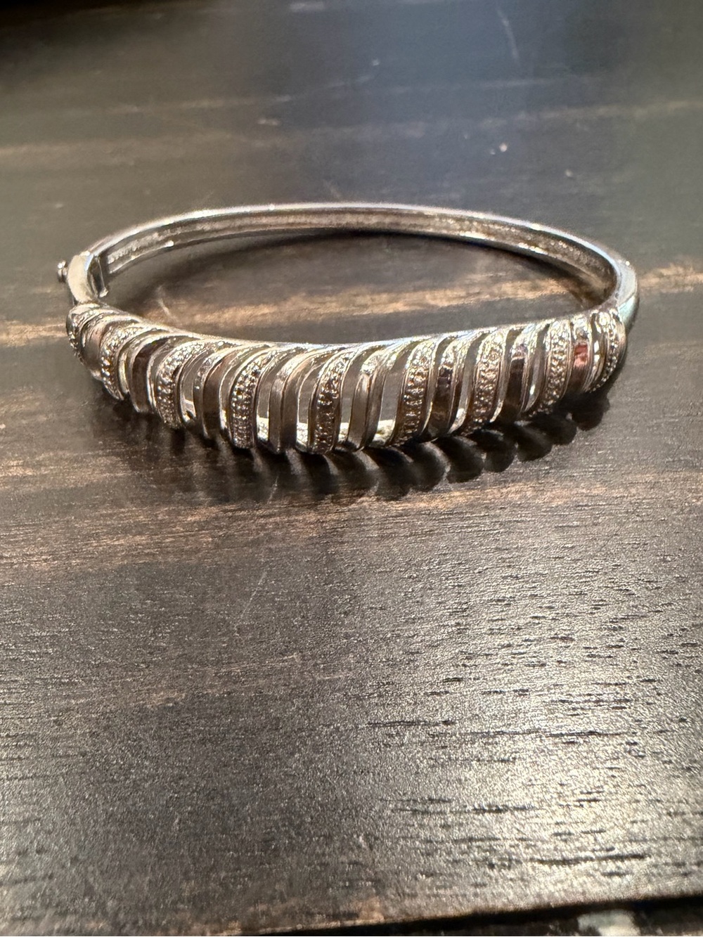 Silver Ribbed Hinge Bracelet